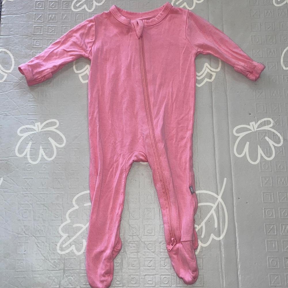 Pink bamboo NB KYTE BABY footie